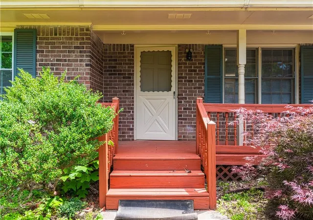 Photo 3 of Single family home for sale at 2888 Mockingbird Cir, Duluth, GA 30096 | MLS# 7788130 | Listing updated on 2026-06-18