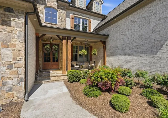 3rd image of 4217 Alba Ln, Buford, GA 30519 | MLS# 7752000