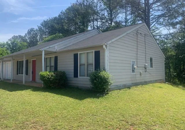 Photo 2 of Single family home for sale at 402 River Point Dr, Woodstock, GA 30188 | MLS# 7771529 | Listing updated on 2026-09-12