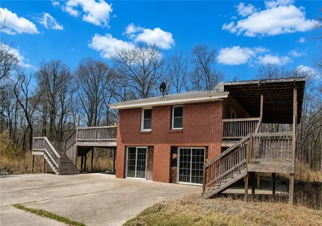 Homes for sale in Fayetteville, GA | 140 Joe Bray Rd, Fayetteville, GA 30214 | MLS# 7728318