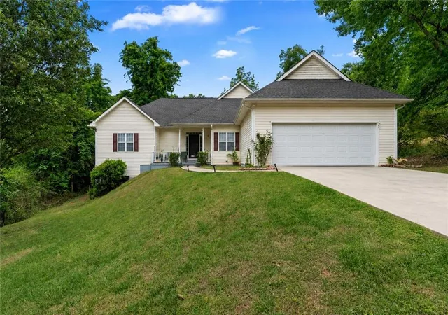 Homes for sale in Lithonia, GA | 6689 Jojanne Ln, Lithonia, GA 30038 | MLS# 7756951