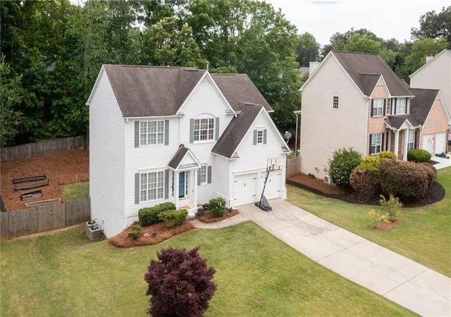 image of 5715 Kennemore Dr, Alpharetta, GA 30004 | MLS# 7811550