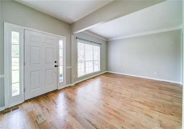 image of 5715 Kennemore Dr, Alpharetta, GA 30004 | MLS# 7811550