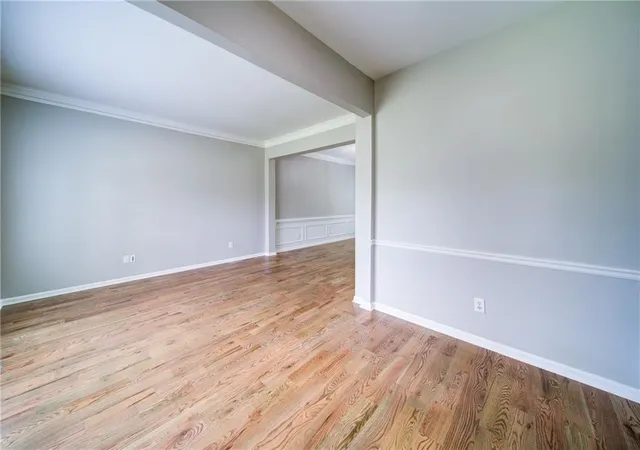 image of 5715 Kennemore Dr, Alpharetta, GA 30004 | MLS# 7811550