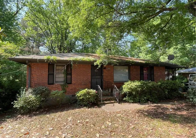 2nd image of 3255 Walnut St, Scottdale, GA 30079 | MLS# 7782034