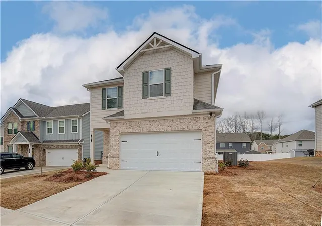 Photo 2 of Single family home for sale at 237 Tulip Dr, Covington, GA 30016 | MLS# 7789867 | Listing updated on 2026-08-07