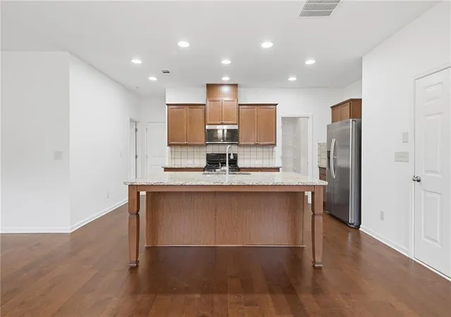 3rd image of 312 Shaw Dr, Acworth, GA 30102 | MLS# 7815587