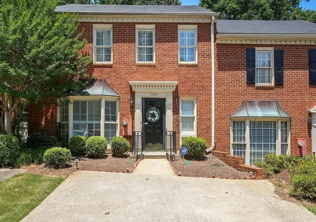 Townhouse for sale at 7904 Briar Villa Pl, Sandy Springs, GA 30350 | MLS# 7857174