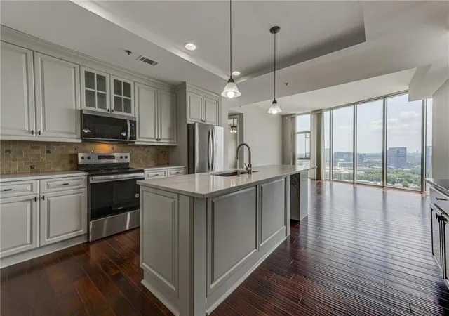 3rd image of 4561 Olde Perimeter Wy #2102, Atlanta, GA 30346 | MLS# 7812523