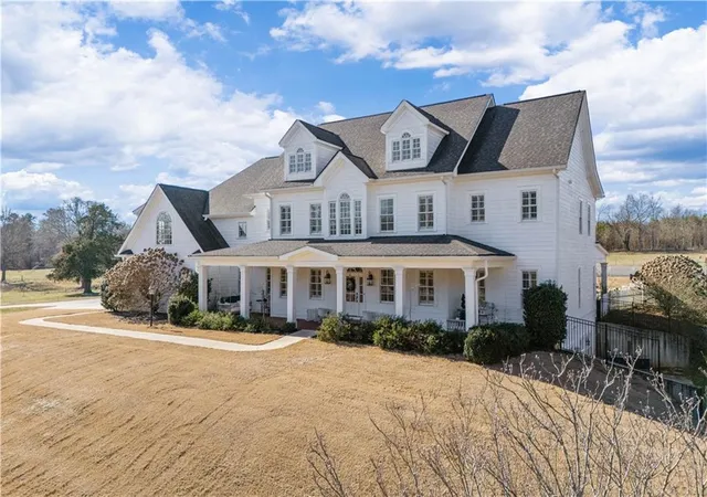 Homes for sale in Roopville, GA | 31 Duck Pond Rd, Roopville, GA 30170 | MLS# 7713191