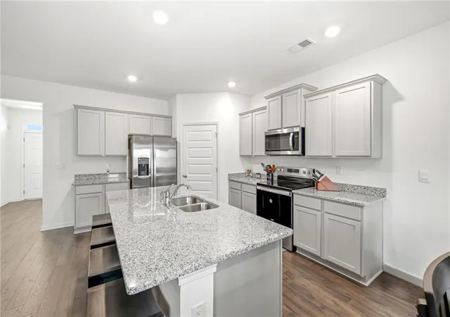 Photo 2 of Single family home for sale at 335 Murray Ln, Hoschton, GA 30548 | MLS# 7811006 | Listing updated on 2026-09-15