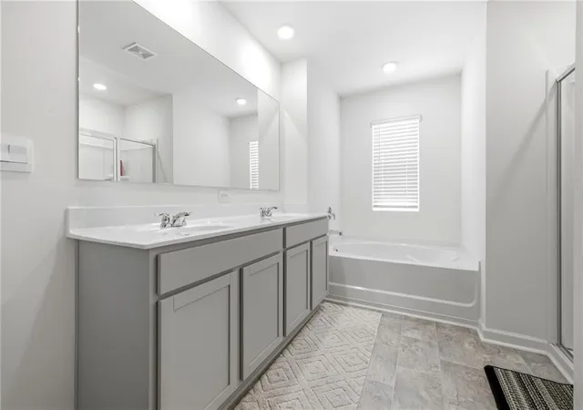 Photo 4 of Single family home for sale at 335 Murray Ln, Hoschton, GA 30548 | MLS# 7811006 | Listing updated on 2026-09-15