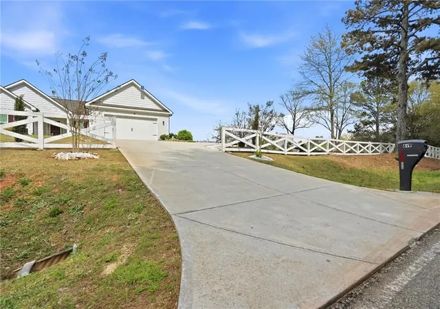 2nd image of 649 Tanners Bridge Rd, Bethlehem, GA 30620 | MLS# 7822599
