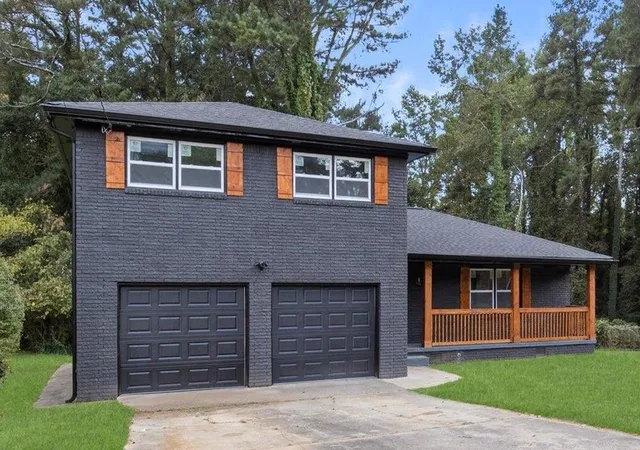 Photo 1 of Single family home for sale at 2995 Katherine Valley Rd, Decatur, GA 30032 | MLS# 7861235 | Listing updated on 2026-10-30