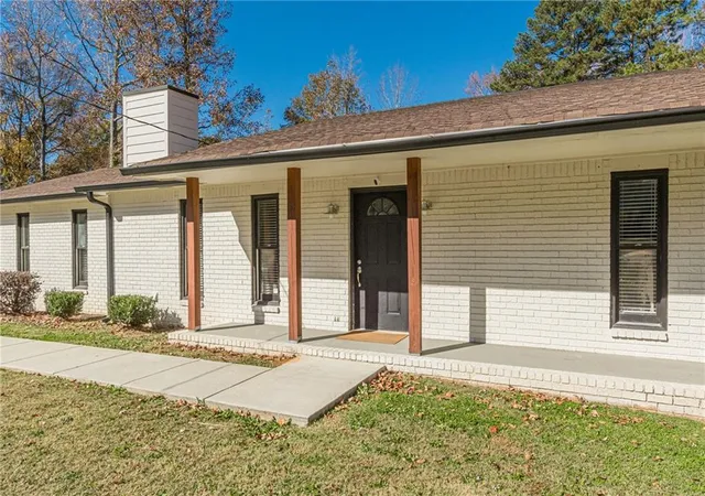 3rd image of 9531 Winding Way Ln, Jonesboro, GA 30238 | MLS# 7682850