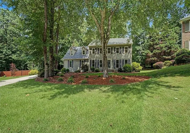 Photo 3 of Single family home for sale at 4352 Deerbrook Way, Lilburn, GA 30047 | MLS# 7805388 | Listing updated on 2026-08-29