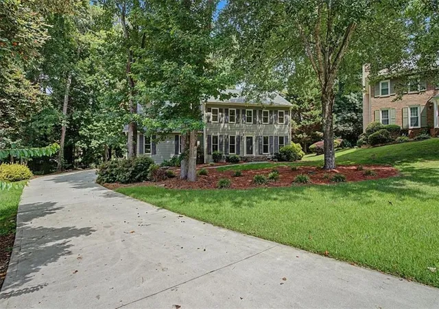 Photo 3 of Single family home for sale at 4352 Deerbrook Way, Lilburn, GA 30047 | MLS# 7805388 | Listing updated on 2026-08-29