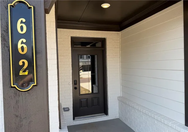 Photo 4 of Single family home for sale at 662 Secret Garden Ln, Dacula, GA 30019 | MLS# 7685320 | Listing updated on 2026-10-10