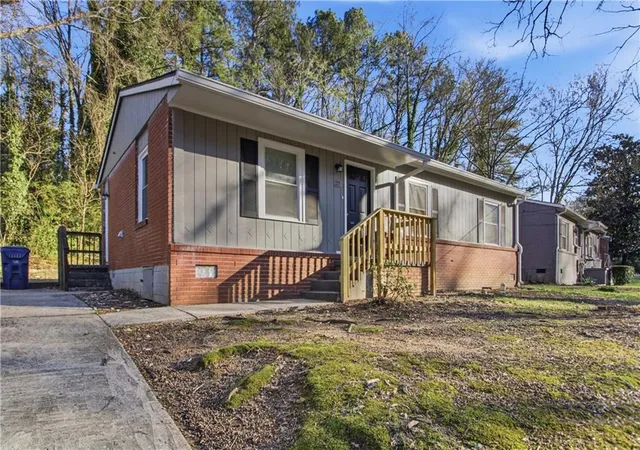 3rd image of 333 Argus Cir Nw, Atlanta, GA 30331 | MLS# 7727794