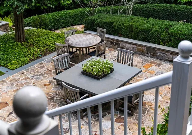 Photo 28 of Single family home for sale at 1727 W Paces Fry Rd Nw, Atlanta, GA 30327 | MLS# 7781547 | Listing updated on 2026-08-21