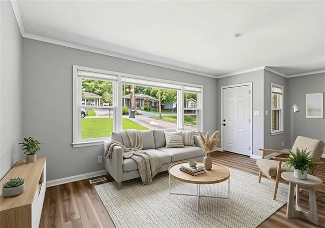 4th image of 2651 Plantation Dr, Atlanta, GA 30344 | MLS# 7813640