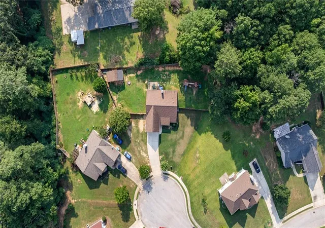 Photo 4 of Single family home for sale at 1003 Marsh Ct, Hampton, GA 30228 | MLS# 7814909 | Listing updated on 2026-08-05