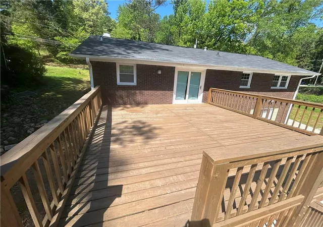 Photo 3 of Sale Pending at 2362 Maxwell Dr SW, Atlanta, GA 30311 | MLS# 7823833 | Listing updated on 2026-10-02