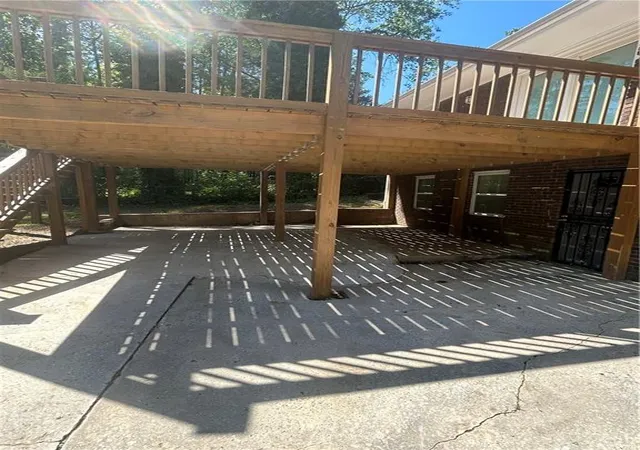 Photo 4 of Sale Pending at 2362 Maxwell Dr SW, Atlanta, GA 30311 | MLS# 7823833 | Listing updated on 2026-10-02