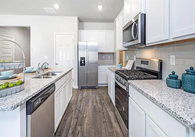 Photo 3 of Sale Pending at 1184 SE Erica Way, Atlanta, GA 30354 | MLS# 7805581 | Listing updated on 2026-10-25