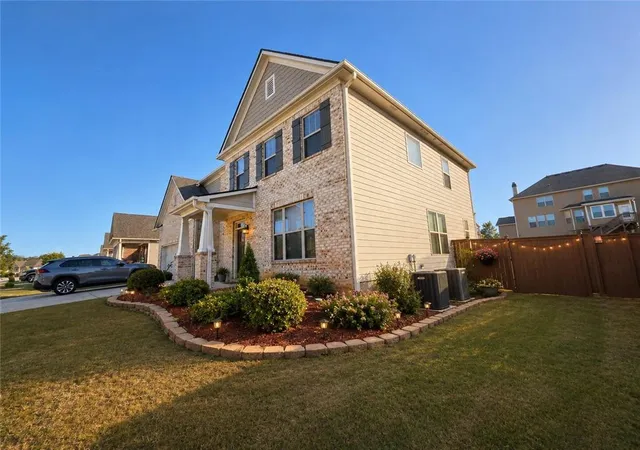 2nd image of 1310 Bar Harbor Pl, Lawrenceville, GA 30044 | MLS# 7770335
