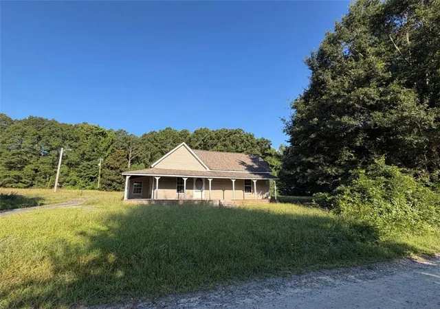 Photo 2 of Sale Pending at 171 Kelley Rd, Brooks, GA 30205 | MLS# 7810003 | Listing updated on 2026-09-12