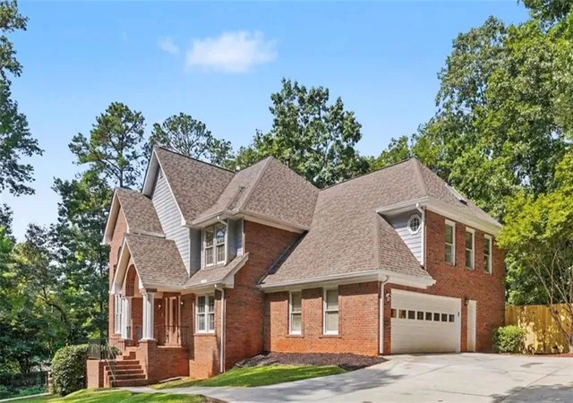 Photo 2 of Single family home for sale at 2453 Se Lost Valley Trl, Conyers, GA 30094 | MLS# 7820612 | Listing updated on 2026-09-14
