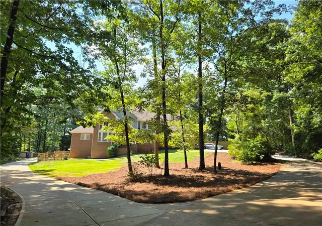 Photo 3 of Single family home for sale at 2453 Se Lost Valley Trl, Conyers, GA 30094 | MLS# 7820612 | Listing updated on 2026-09-14