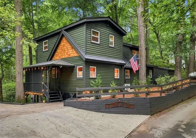 2nd image of 211 Poplar Dr S, Jasper, GA 30143 | MLS# 7821978