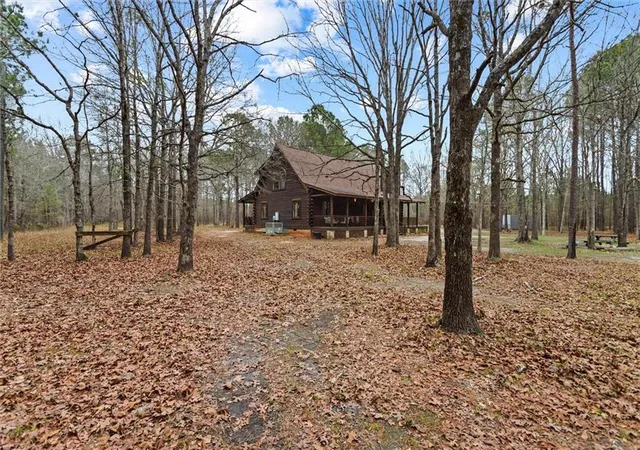 Homes for sale in Hawkinsville, GA | 250 Lee Paul Road, Hawkinsville, GA 31036 | MLS# 7734153