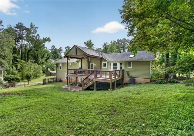 42nd image of 1526 Hickory Dr Sw, Lilburn, GA 30047 | MLS# 7774092