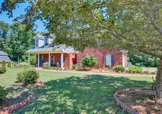 Photo 2 of Single family home for sale at 95 Blue Grass Way, Oxford, GA 30054 | MLS# 7801774 | Listing updated on 2026-09-15