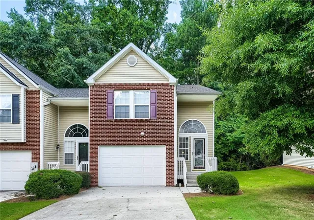 1st image of 6218 Queen Meadow Dr Se, Mableton, GA 30126 | MLS# 7799318