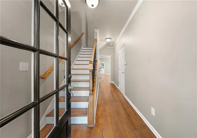 2nd image of 2402 Waters Edge Trl, Roswell, GA 30075 | MLS# 7804012