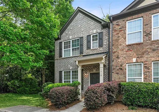 Photo 2 of Townhouse for sale at 1618 Bayrose Cir, Atlanta, GA 30344 | MLS# 7799067 | Listing updated on 2026-09-14