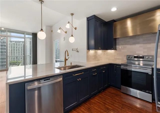 4th image of 44 Peachtree Pl Ne #1534, Atlanta, GA 30309 | MLS# 7813423
