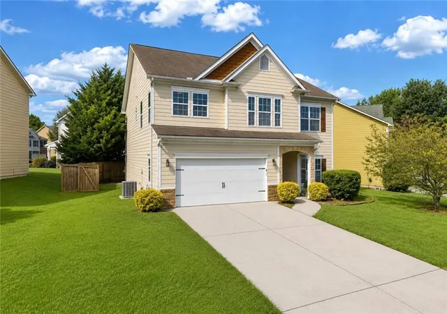 Photo 2 of Single family home for sale at 7275 Toccoa Cir, Union City, GA 30291 | MLS# 7819350 | Listing updated on 2026-08-15
