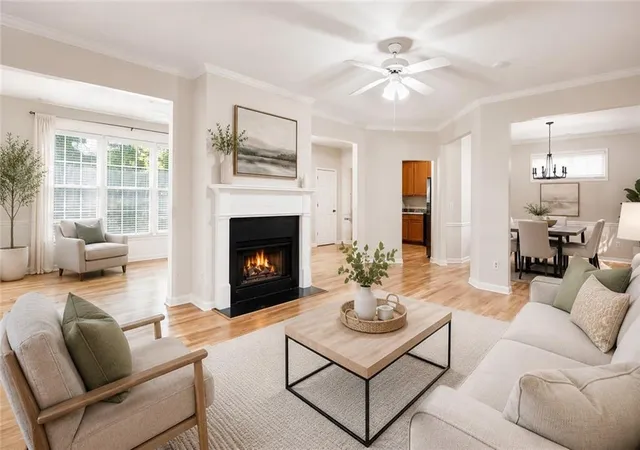 Photo 3 of Sale Pending at 774 Gardenside Cir, Marietta, GA 30067 | MLS# 7823872 | Listing updated on 2026-08-28