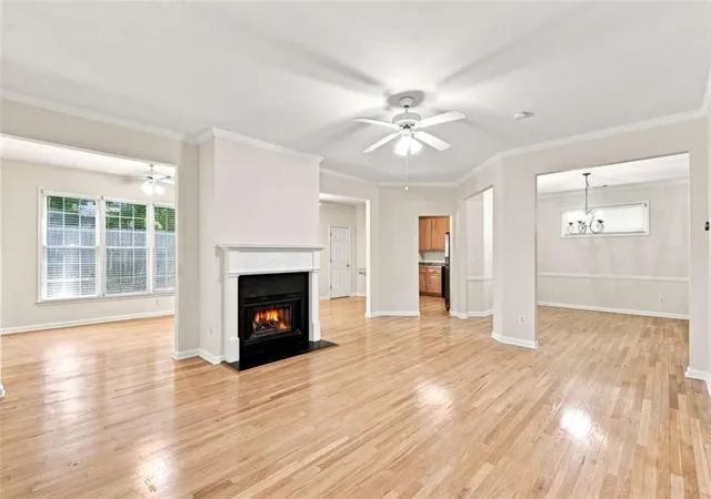 Photo 4 of Sale Pending at 774 Gardenside Cir, Marietta, GA 30067 | MLS# 7823872 | Listing updated on 2026-08-28