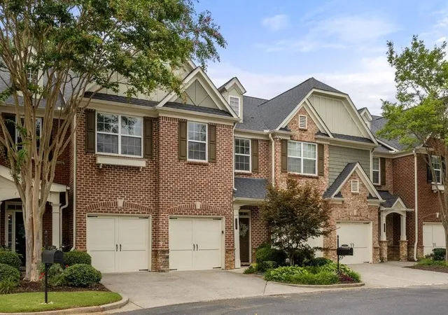 1st image of 1606 Lexington Dr, Roswell, GA 30075 | MLS# 7821582
