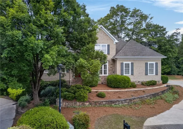 Photo 3 of Single family home for sale at 420 Bevy Ct, Johns Creek, GA 30097 | MLS# 7768230 | Listing updated on 2026-08-27