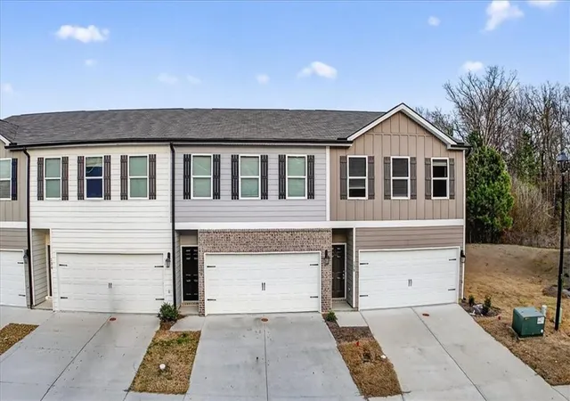 1st image of 136 Brexley Dr, Calhoun, GA 30701 | MLS# 7741223