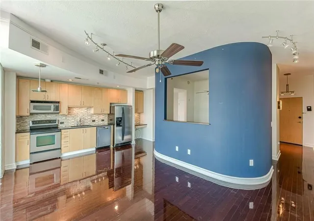 3rd image of 361 17Th St Nw #1120, Atlanta, GA 30363 | MLS# 7759047