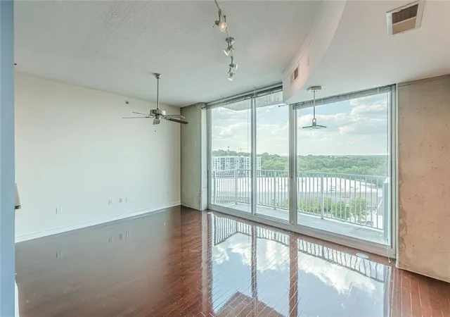 5th image of 361 17Th St Nw #1120, Atlanta, GA 30363 | MLS# 7759047