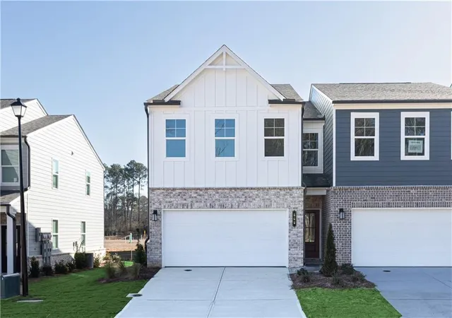 Homes for sale in Loganville, GA | 547 Raelyns Wy, Loganville, GA 30052 | MLS# 7768018